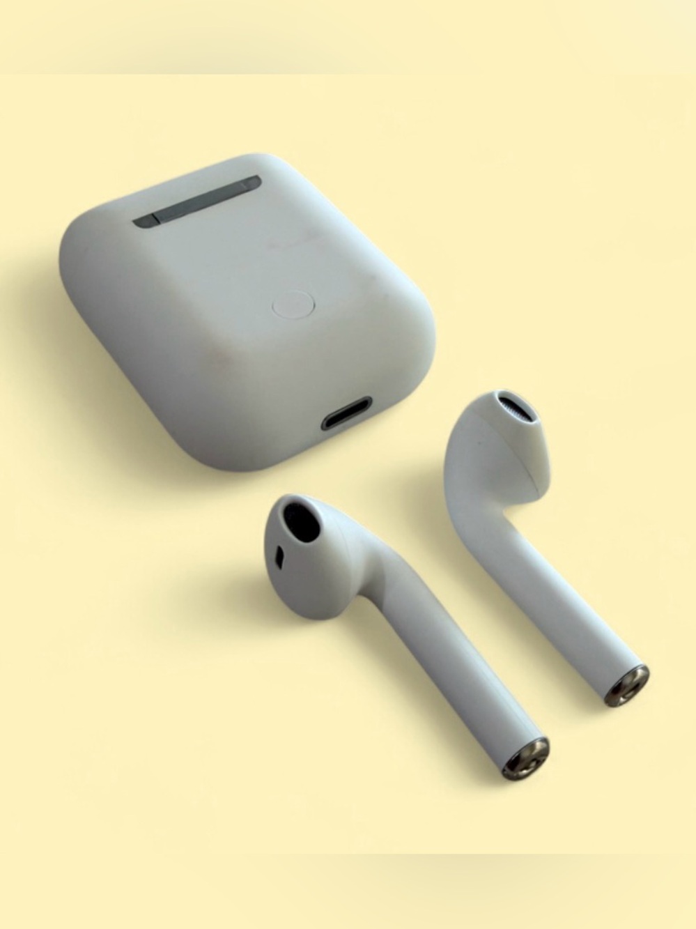 Wireless Earbuds with Charging Case - White